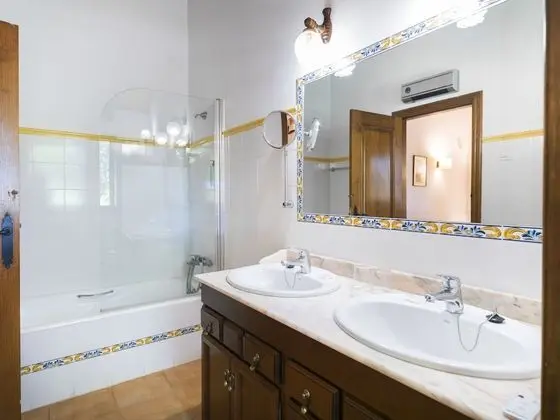 Süit, Teras, Bahçe Manzaralı (2 Adults + 1 Child)