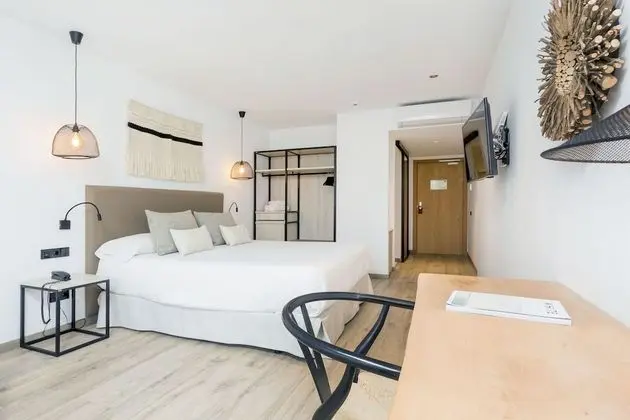 Superior Oda, Balkon, Deniz Manzaralı