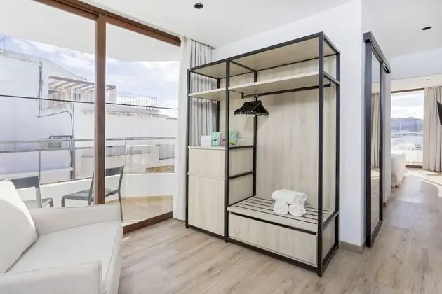 Superior Oda, Balkon, Deniz Manzaralı