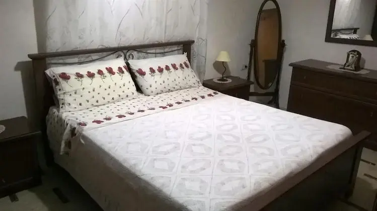 Apart Daire, Bahçe Manzaralı