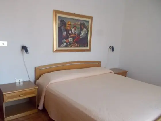 Tek Büyük Yataklı Oda, Balkon