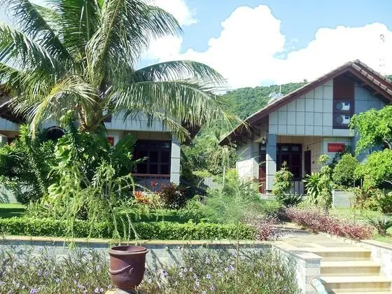 Deluxe Üç Kişilik Oda, Bahçe Manzaralı