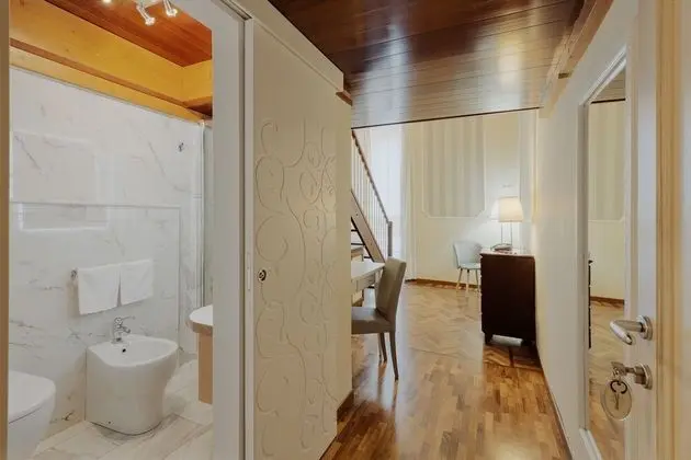 Classic Tek Büyük Yataklı Oda, Şehir Manzaralı (due livelli)