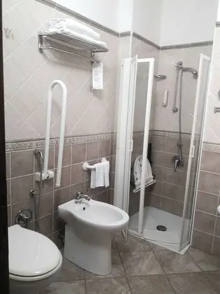 Economy Tek Büyük Yataklı Oda, Zemin Kat (Terrazza Condivisa / Shared Terrace)