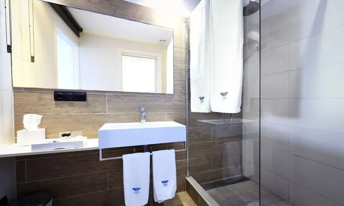 Deluxe Tek Büyük veya İki Ayrı Yataklı Oda, Deniz Manzaralı