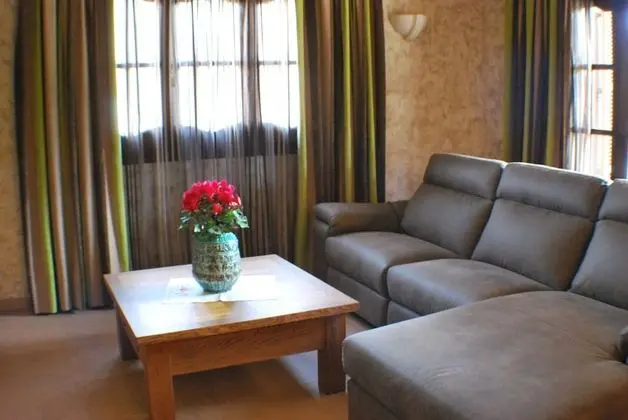 Villa, 4 Yatak Odası, Kişiye Özel Havuzlu