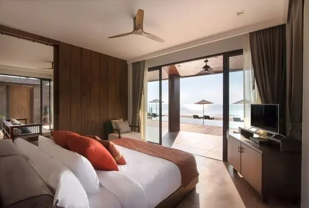 Luxury Villa, Sigara İçilmez