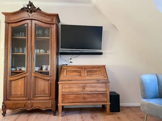 Deluxe Apart Daire (Poesie)