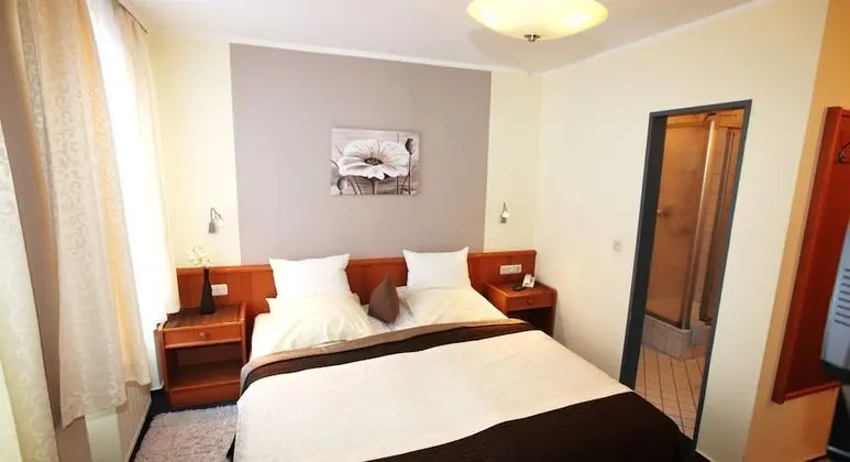 Comfort Tek Büyük Yataklı Oda (Plus)