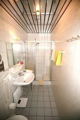 Comfort Tek Büyük Yataklı Oda (Plus)