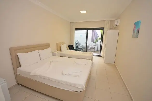 Economy Oda, Balkon