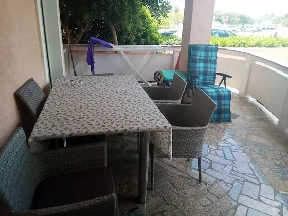 Apart Daire (Sab - 40 m from beach - A1(4+2))