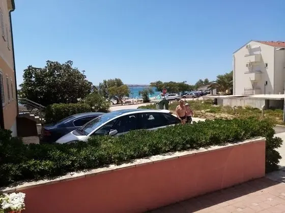 Apart Daire (Sab - 40 m from beach - A1(4+2))
