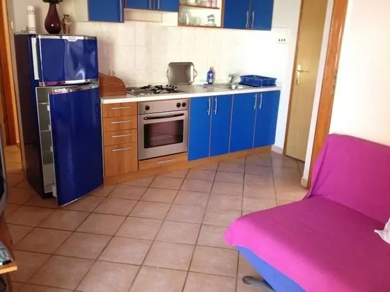 Apart Daire (Sab - 40 m from beach - A5(4+2))
