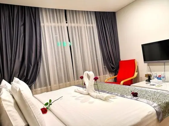 Deluxe Oda, 1 En Büyük (King) Boy Yatak (Shared Kitchen)