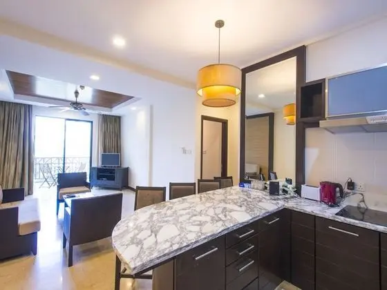 Family Süit, 2 Yatak Odası, 2 Banyolu, Havuz Kenarı (Spa Suite, Pool View/Beach View)