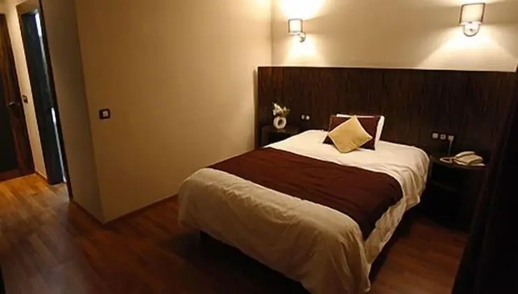 Standard Tek Kişilik Oda, Sigara İçilebilir