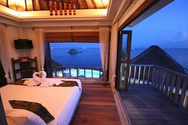 Eagle Villa, Ocean and Beach View