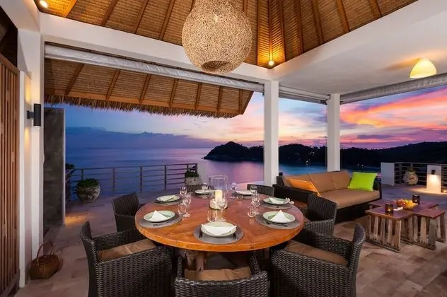 Turtle Villa, Ocean and Beach View