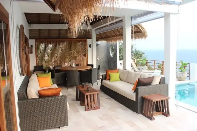 Turtle Villa, Ocean and Beach View