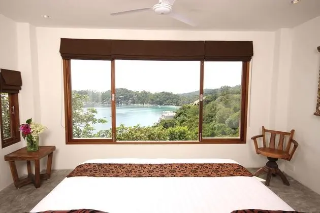 Turtle Villa, Ocean and Beach View
