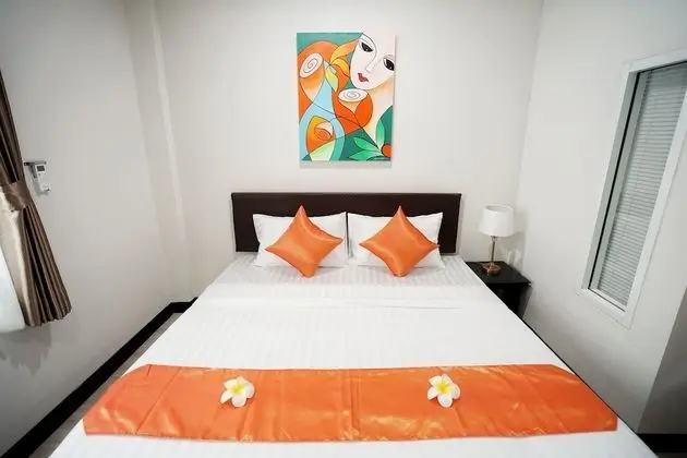 Standard Double Room Breakfast Included (Free 30 Mins Massage for 1 Person)