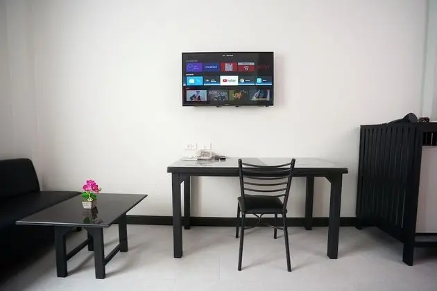 Standard Double Room Breakfast Included (Free 30 Mins Massage for 1 Person)