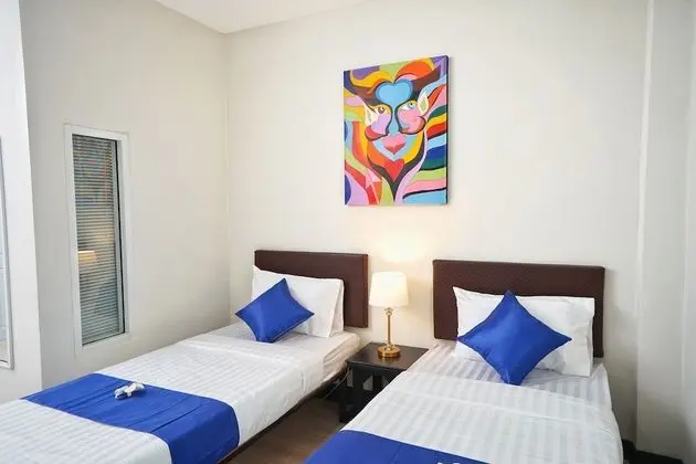 Standard Twin Room Breakfast Included (Free 30 Mins Massage for 1 Person)