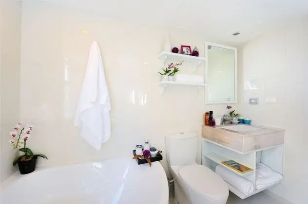 2 Bedrooms
