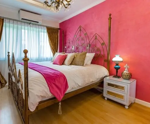 Luxury 4-Bedroom Townhome