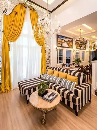 Luxury 4-Bedroom Townhome