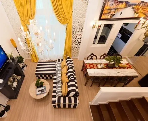 Luxury 4-Bedroom Townhome