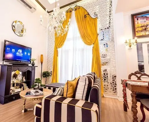 Luxury 4-Bedroom Townhome