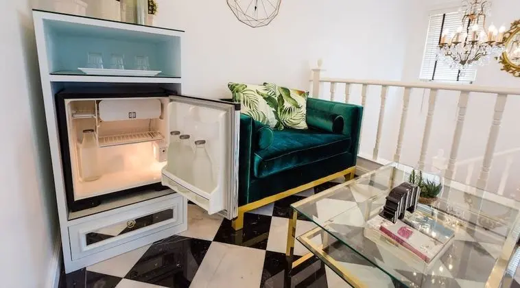 Luxury 4-Bedroom Townhome