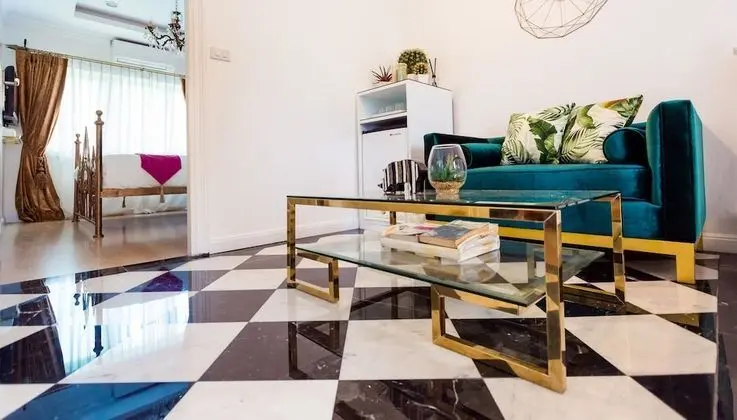 Luxury 4-Bedroom Townhome