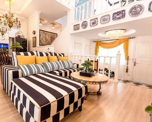 Luxury 4-Bedroom Townhome