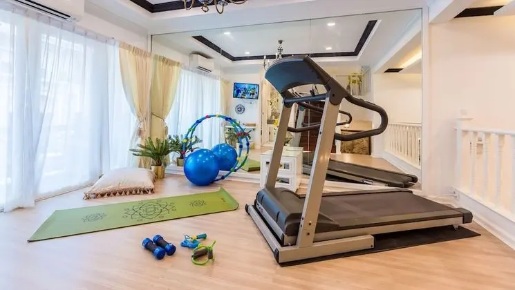 Luxury 4-Bedroom Townhome