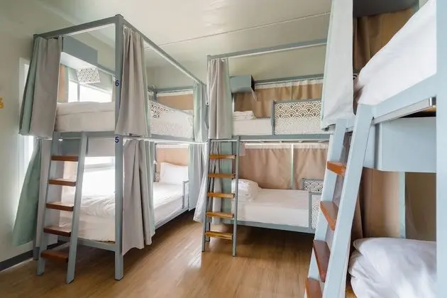 6-Bed Mixed Dormitory