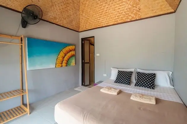Fan Bungalow