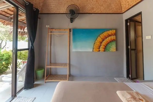 Fan Bungalow