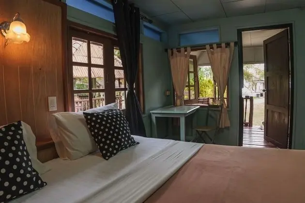 Fan Bungalow
