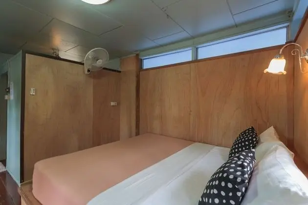 Fan Bungalow