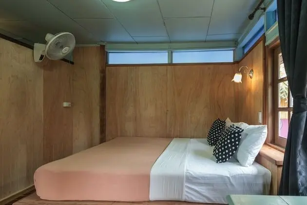 Fan Bungalow