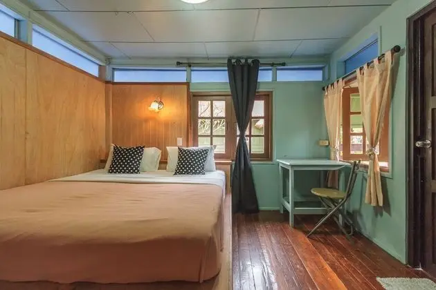 Fan Bungalow