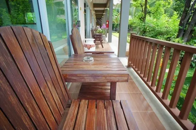 Superior Oda, Sigara İçilmez, Havuz Manzaralı (Superior Pool View)