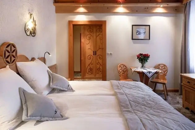 Tek Büyük veya İki Ayrı Yataklı Oda