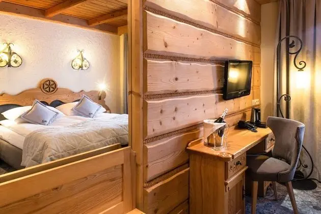 Tek Büyük veya İki Ayrı Yataklı Oda