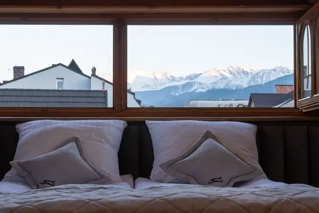 Tek Büyük veya İki Ayrı Yataklı Oda