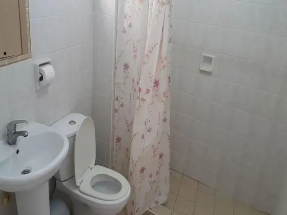 Standard Oda, 1 Büyük (Queen) Boy Yatak