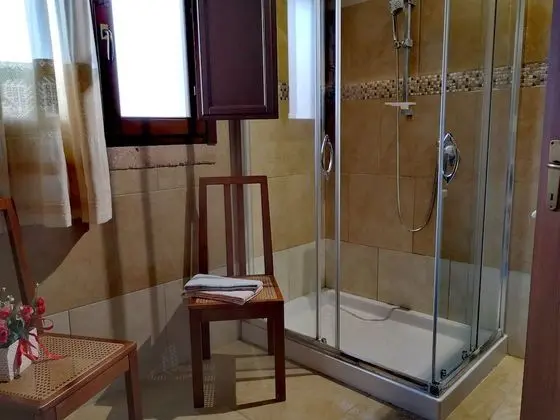 Tek Büyük Yataklı Oda, Özel Banyo (external)